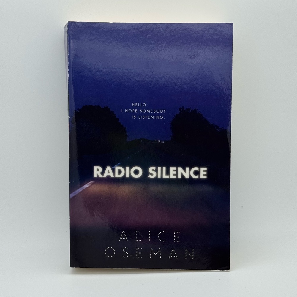 Radio Silence by Alice Oseman - Paperback
